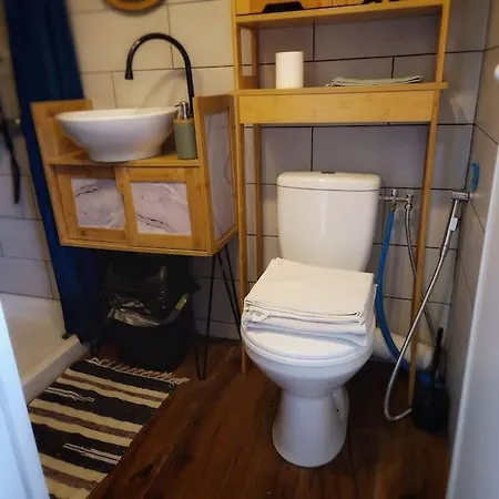 Apartment Petite Atypique Chez Sam Est Gael *